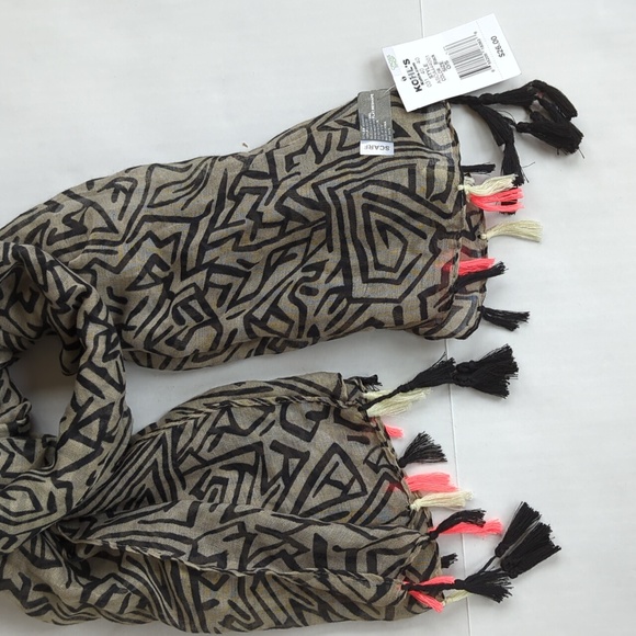 NEW The Perfectly Adjusted Scarf Tassel Pre-Made Ready to Wear Black - Picture 15 of 15